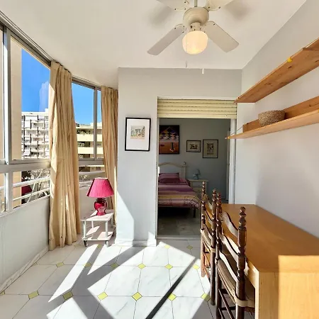 Apartment In Center With Parking In The Building Marbella
