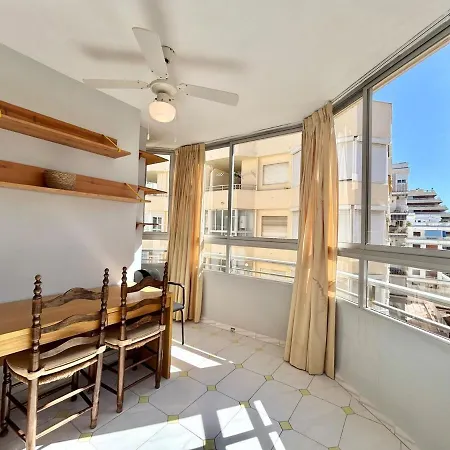 Apartment In Center With Parking In The Building